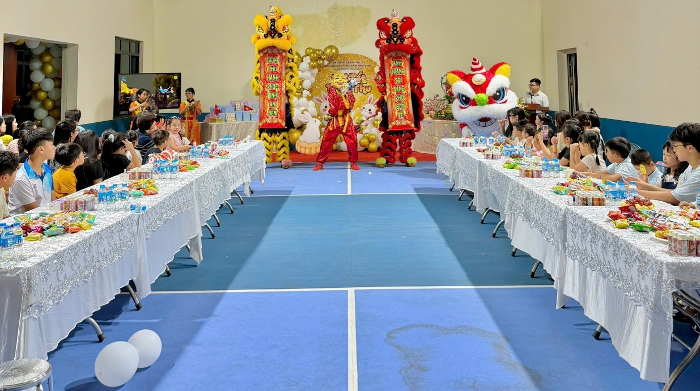 CÔNG ĐOÀN TRUNG TÂM PHÁT TRIỂN HẠ TẦNG VÀ DỊCH VỤ KHU CÔNG NGHIỆP TỔ CHỨC CHƯƠNG TRÌNH TRAO THƯỞNG QUỸ KHUYẾN HỌC VÀ “VUI TẾT TRUNG THU” NĂM 2026  