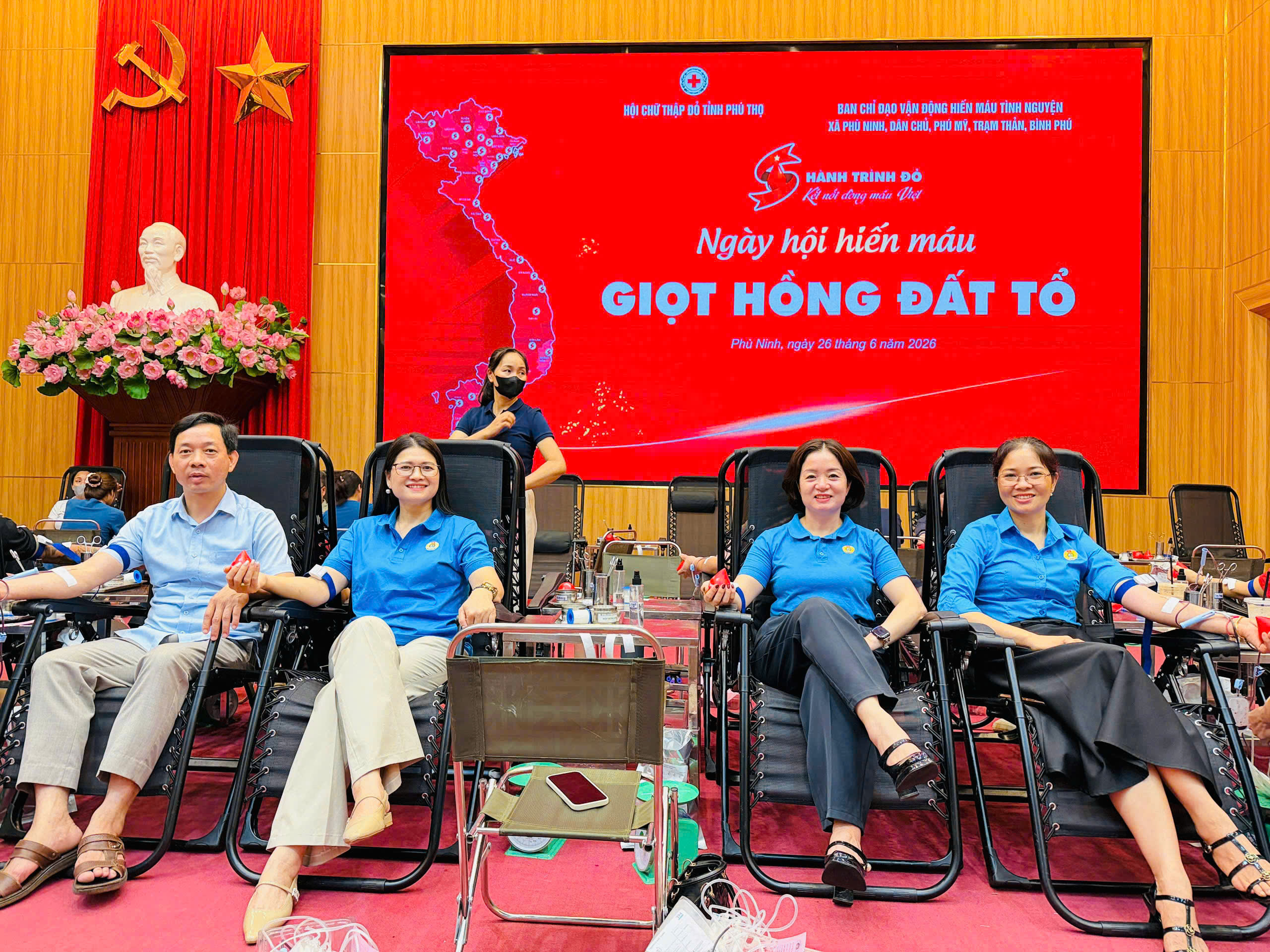 Công đoàn xã Phù Ninh phối hợp với BCĐ Hội Chữ thập đỏ xã tổ chức hưởng ứng Ngày hội hiến máu tình nguyện "Giọt hồng Đất Tổ" năm 2026