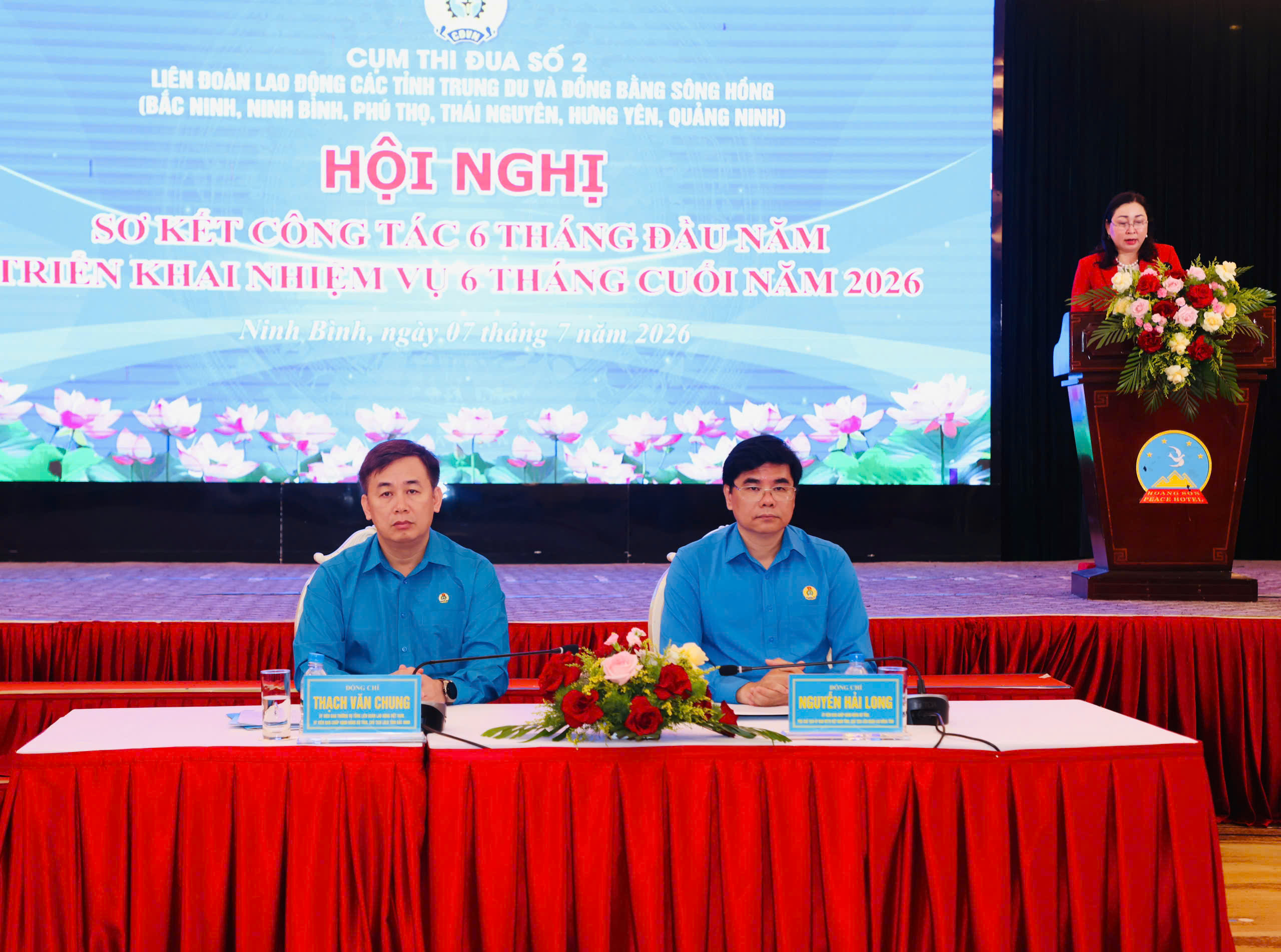 LĐLĐ TỈNH PHÚ THỌ THAM GIA HỘI NGHỊ SƠ KẾT CÔNG TÁC THI ĐUA, KHEN THƯỞNG VÀ HOẠT ĐỘNG CÔNG ĐOÀN 6 THÁNG ĐẦU NĂM CỤM THI ĐUA SỐ 2 CÁC TỈNH TRUNG DU VÀ ĐỒNG BẰNG SÔNG HỒNG